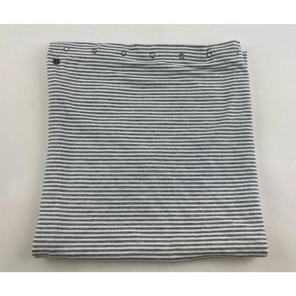 Lululemon Snap Scarf Shawl Wrap One Size Grey Gray White Stripe Vinyasa Infinity - Picture 2 of 8
